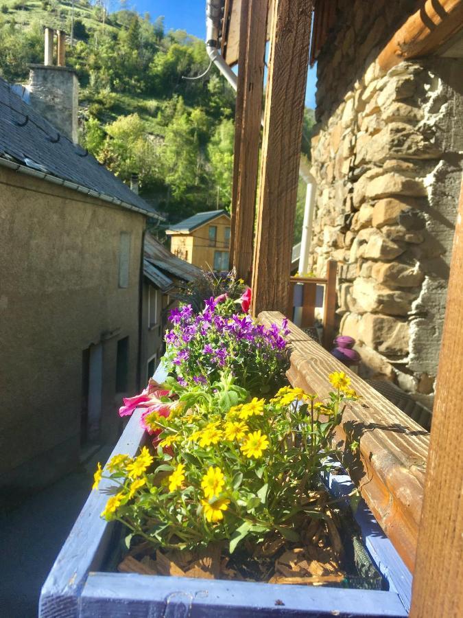 Chalet D'Hotes Auris Bed and Breakfast Exterior foto